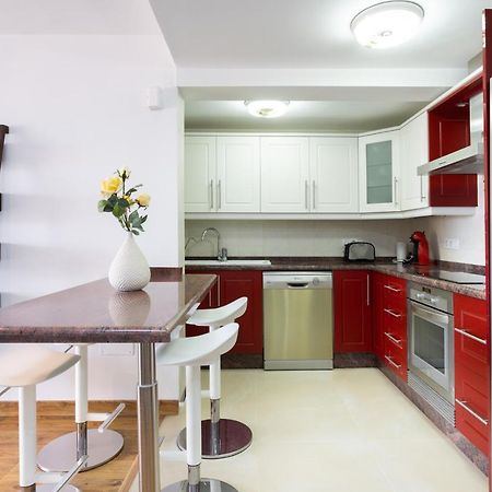 Exclusive Penthouse Playa Las Vistas 4 Close To The Sea And Beach, Aircondition For A Fee, Wifi, Terrace, Heated Pool Playa de las Americas  Exteriör bild