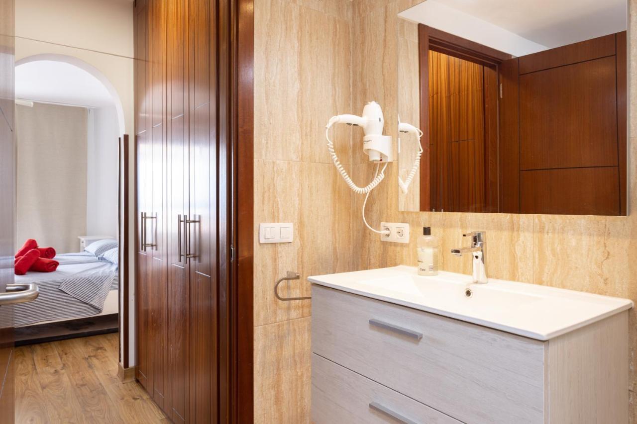 Exclusive Penthouse Playa Las Vistas 4 Close To The Sea And Beach, Aircondition For A Fee, Wifi, Terrace, Heated Pool Playa de las Americas  Exteriör bild