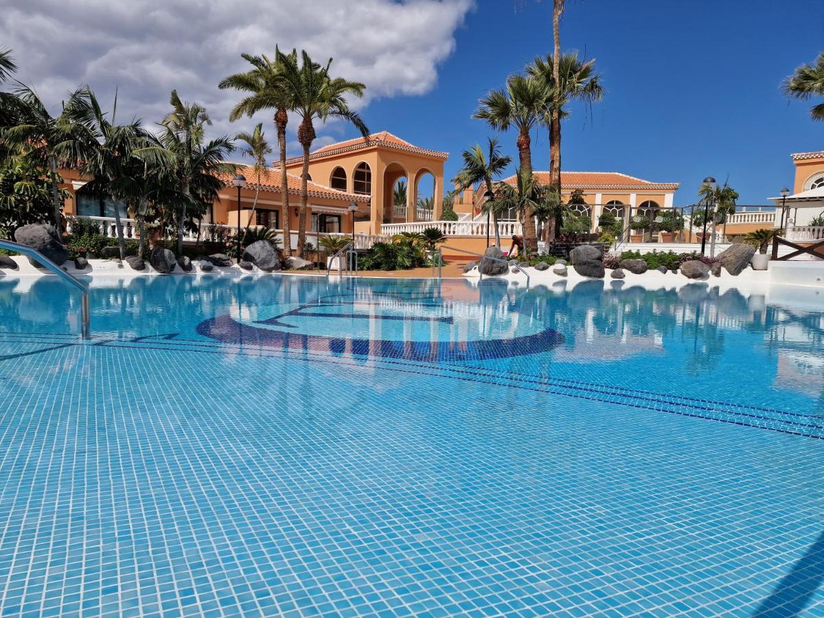 Exclusive Penthouse Playa Las Vistas 4 Close To The Sea And Beach, Aircondition For A Fee, Wifi, Terrace, Heated Pool Playa de las Americas  Exteriör bild